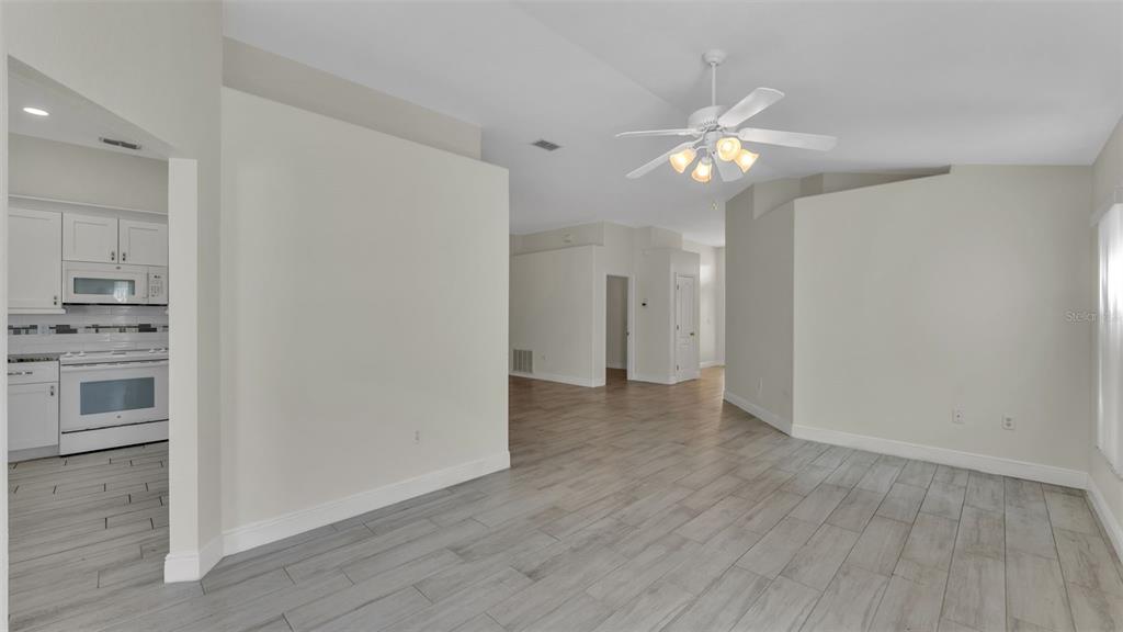 6847 Shadow Cast Lane Lakeland, FL 33813 - Photo 16 of 46