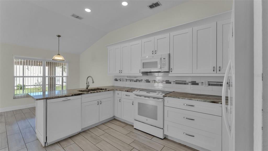 6847 Shadow Cast Lane Lakeland, FL 33813 - Photo 27 of 46