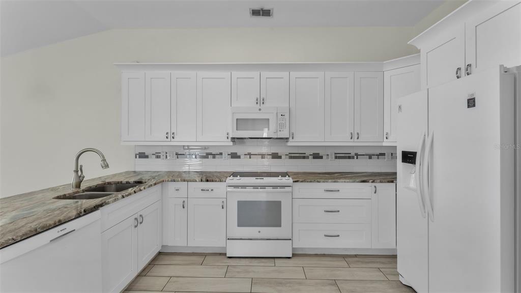 6847 Shadow Cast Lane Lakeland, FL 33813 - Photo 28 of 46