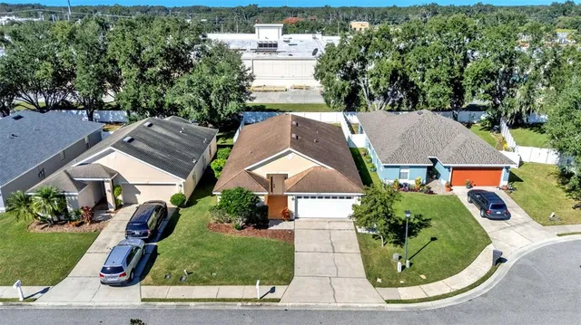 $330,000 | 6847 Shadow Cast Lane, Lakeland, FL 33813