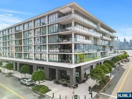 $1,499,000 | 1200 Ave At Port Imperial, Unit 504, Weehawken, NJ 07086