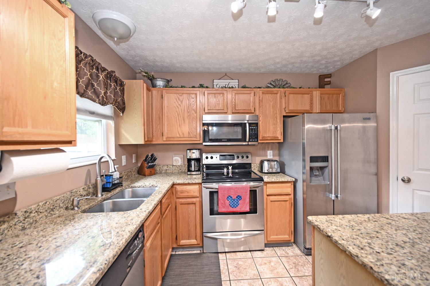 9563 Deer Track Road West Chester, OH 45069 - Photo 16 of 40