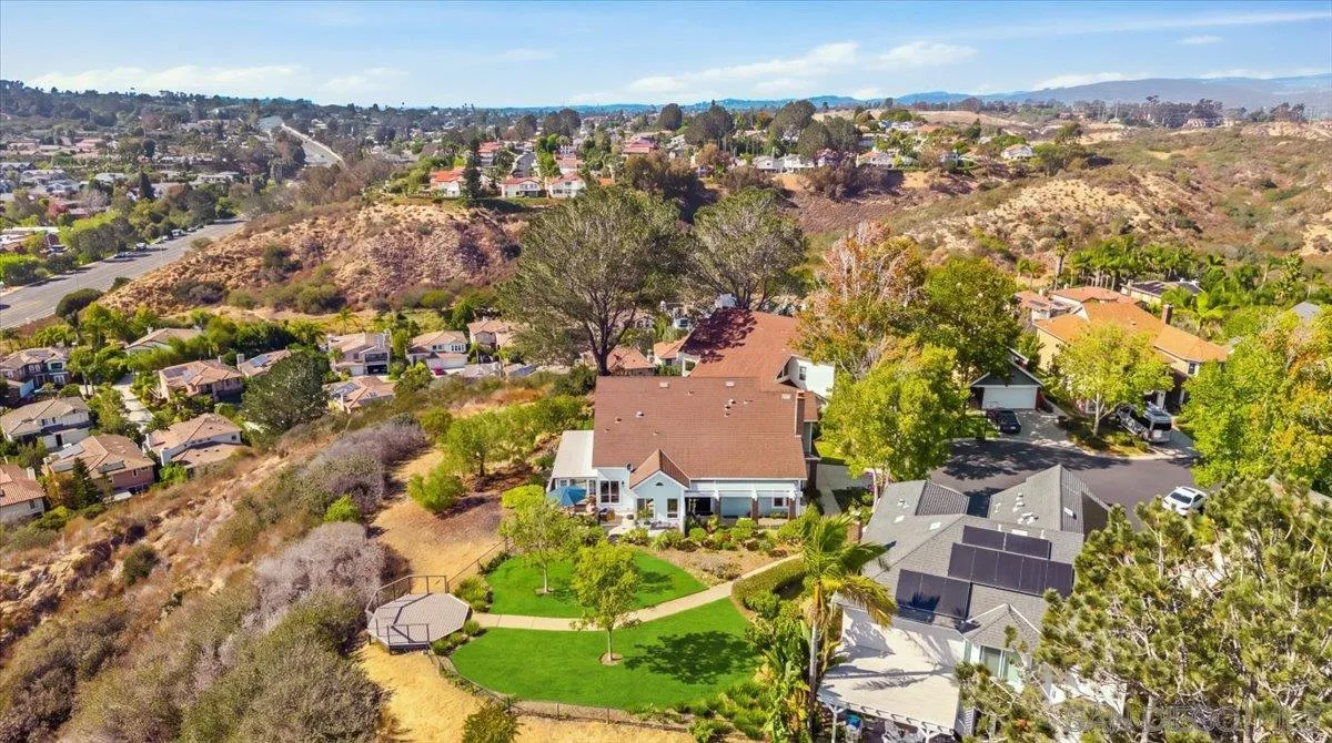 3603 Lorimer Lane Encinitas, CA 92024 - Photo 45 of 71 Gallery Image 45