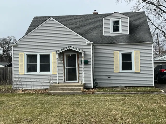 $204,900 | 14340 Kilpatrick Avenue, Midlothian, IL 60445
