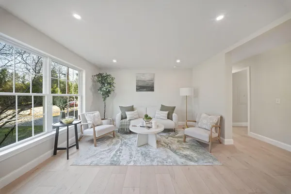 $459,000 | 10 Randall Circle, Brunswick, ME 04011