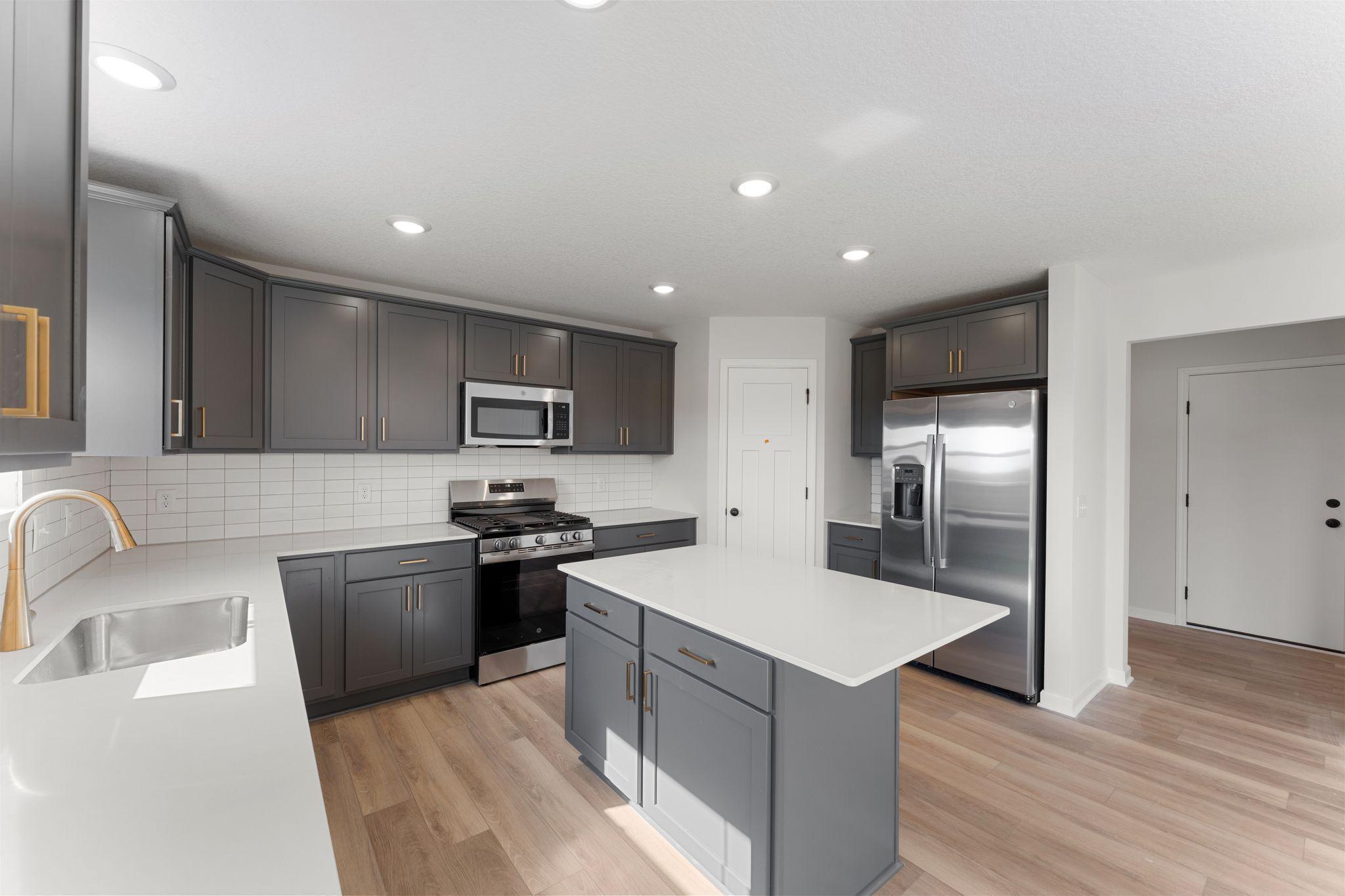 1256 Edge Way Jordan, MN 55352 - Photo 8 of 27