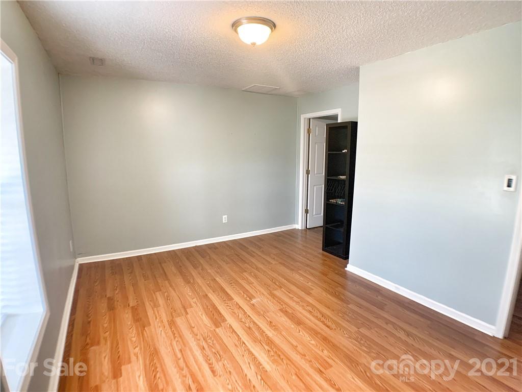 2241 Killian Road Lincolnton, NC 28092 - Photo 20 of 27 Gallery Image 20