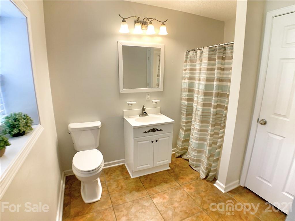 2241 Killian Road Lincolnton, NC 28092 - Photo 21 of 27 Gallery Image 21