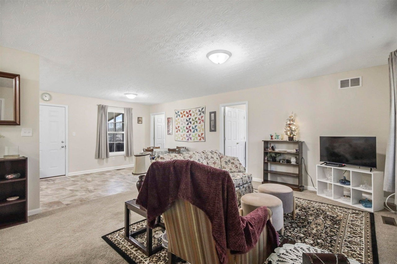 496 Dock Parrish Road Roundhill, KY 42275 - Photo 4 of 43 Gallery Image 4