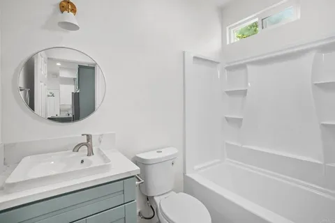 $3,900 | 2918 Anaheim Street, Escondido, CA 92025