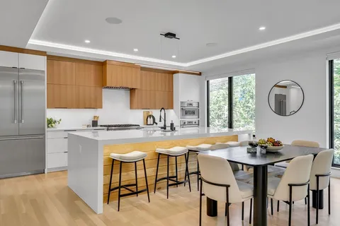$1,850,000 | 1242 Beacon Street, Newton, MA 02468