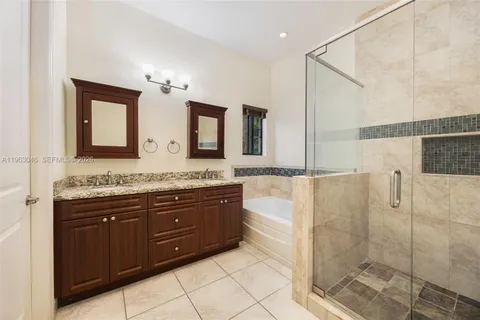 $2,395,000 | 3760 Kumquat Avenue, Coconut Grove, FL 33133