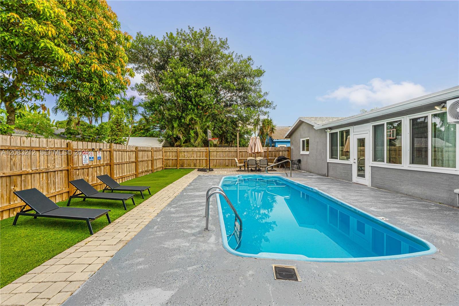 22682 Southwest 65th Avenue Boca Raton, FL 33428 - Photo 48 of 53 Gallery Image 48