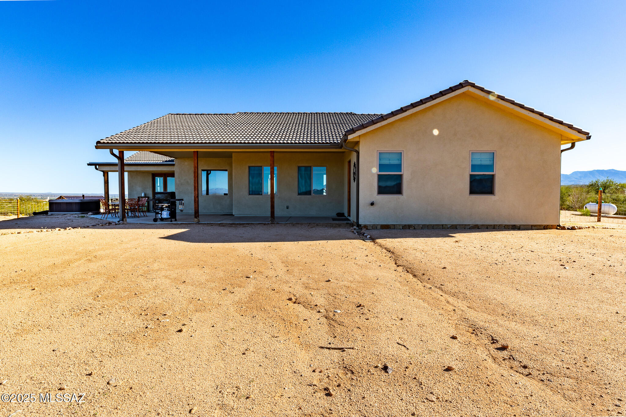 1121 North Apache Ridge Road Benson, AZ 85602 - Photo 39 of 47 R62B7923-HDR