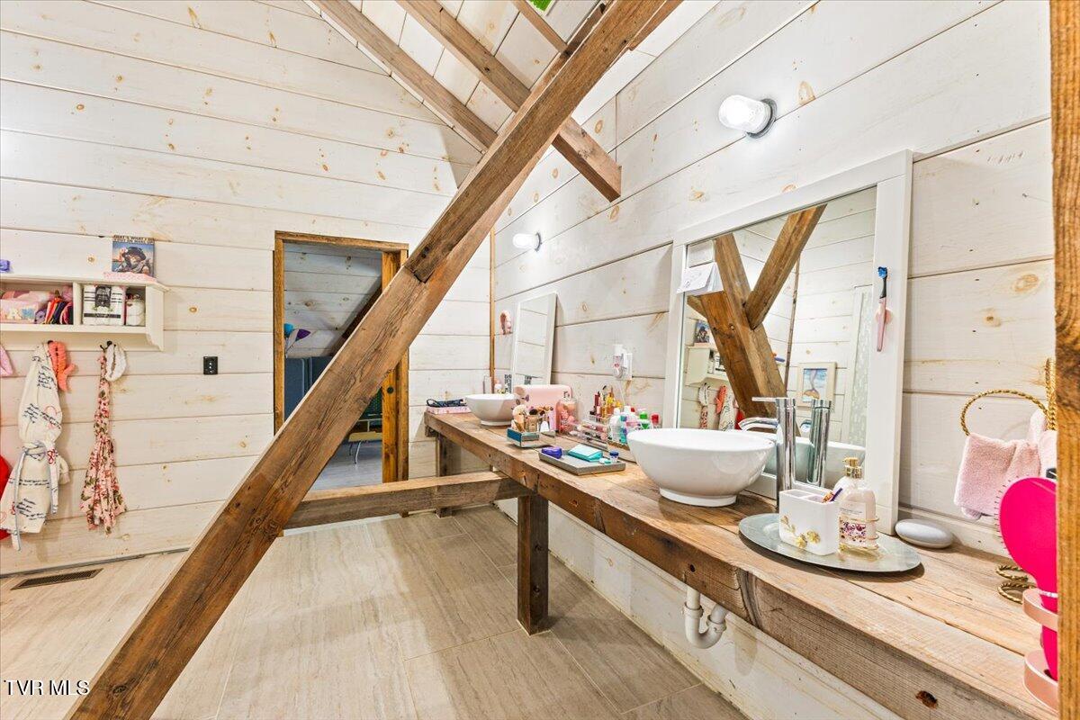 2752 Knob Creek Road Johnson City, TN 37604 - Photo 115 of 145 119-128A3414