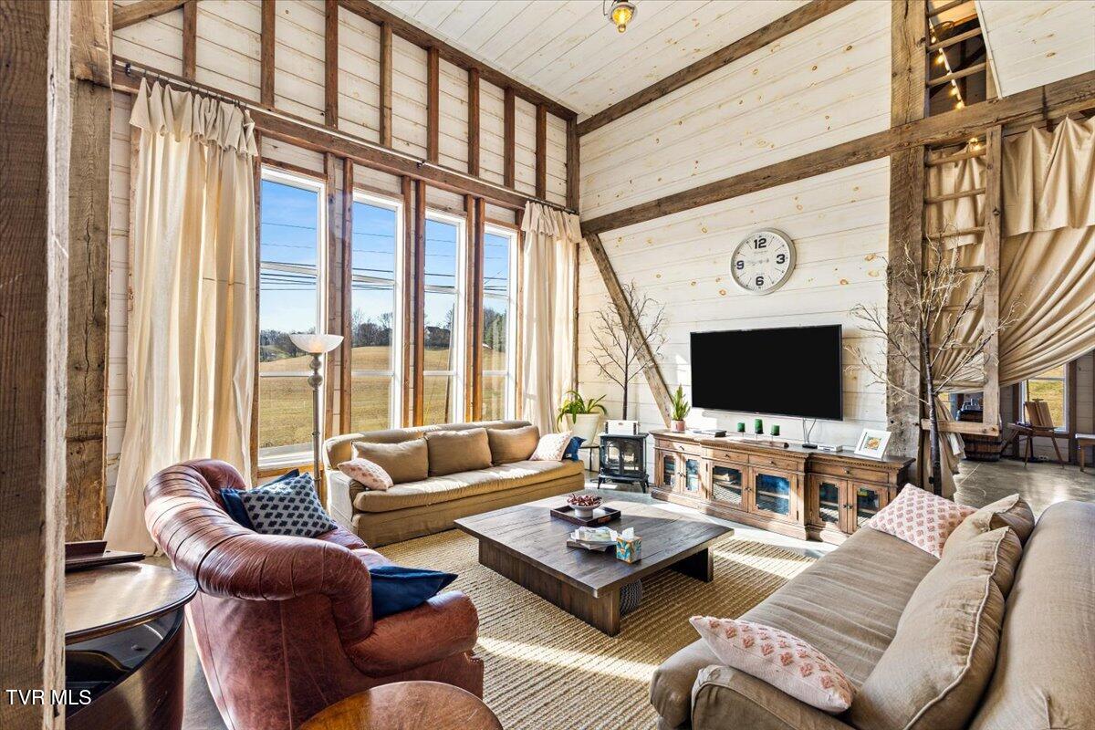 2752 Knob Creek Road Johnson City, TN 37604 - Photo 33 of 145 062-128A3181