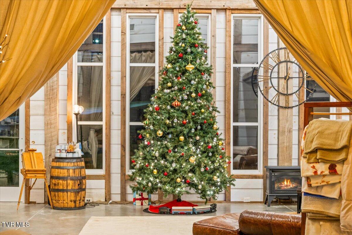 2752 Knob Creek Road Johnson City, TN 37604 - Photo 42 of 145 027-128A1545