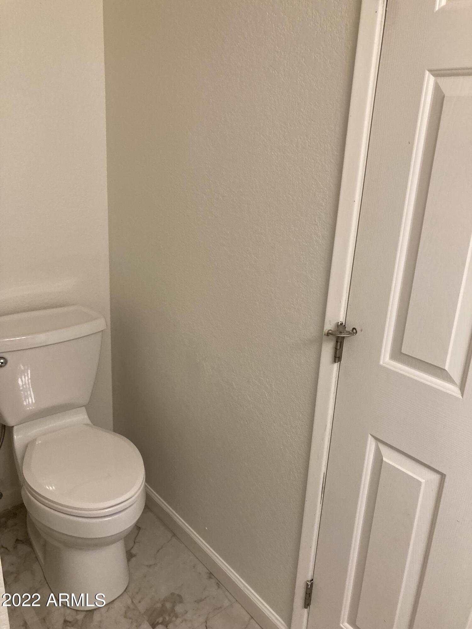 1340 North Recker Road, Unit 244 Mesa, AZ 85205 - Photo 19 of 34 BATHROOM