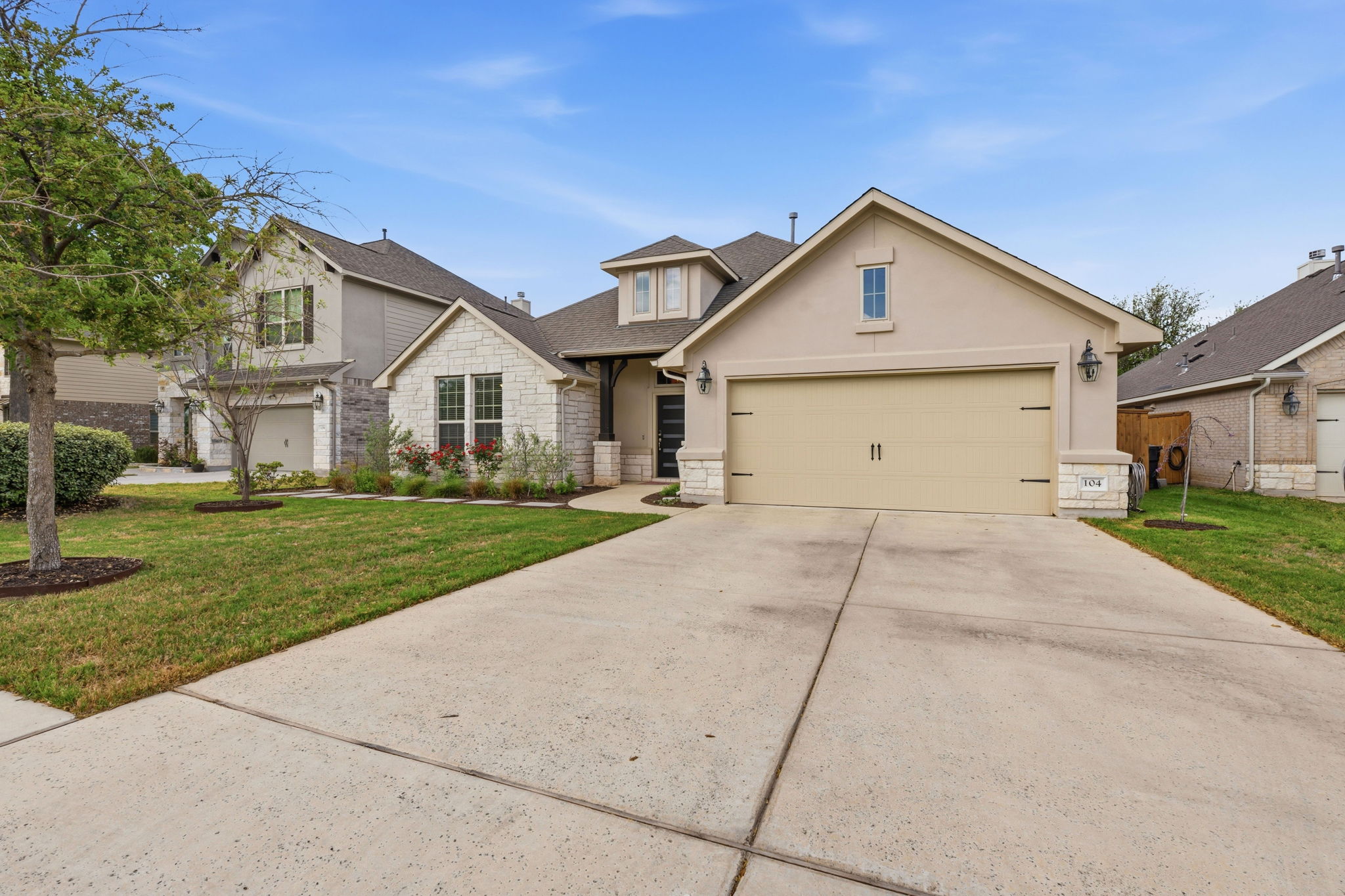 104 Red Granite Road Georgetown, TX 78633 - Photo 3 of 36 front view of house with a yard