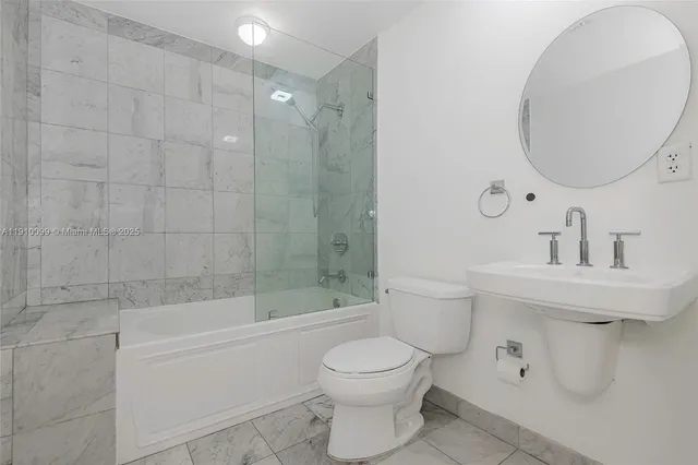 $4,200 | 6580 Indian Creek Drive, Unit 310, Miami Beach, FL 33141