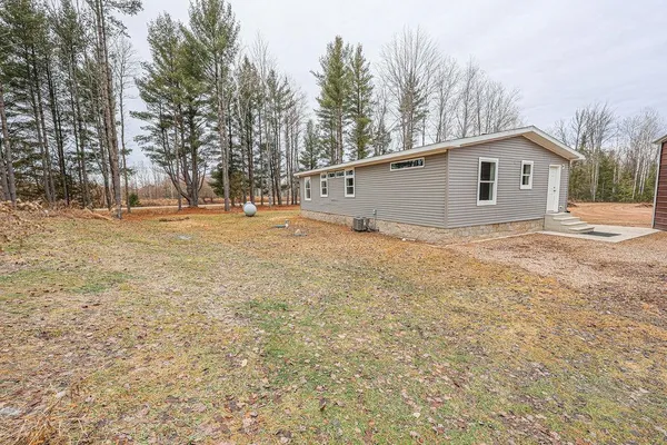 $249,900 | 11154 Spreeman Road, Suring, WI 54174