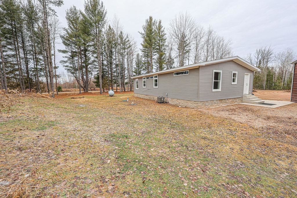 11154 Spreeman Road Suring, WI 54174 - Photo 31 of 37