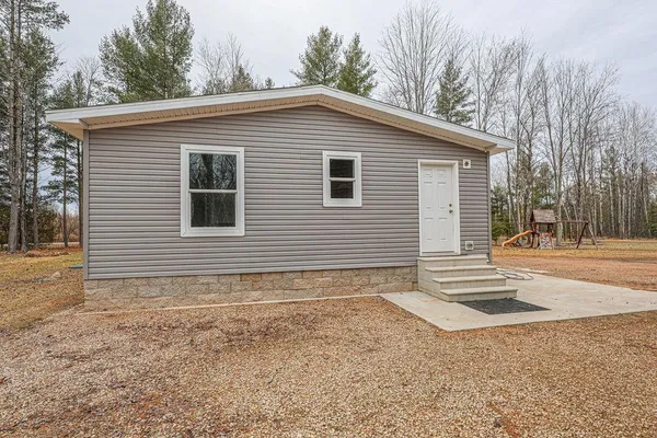 $249,900 | 11154 Spreeman Road, Suring, WI 54174