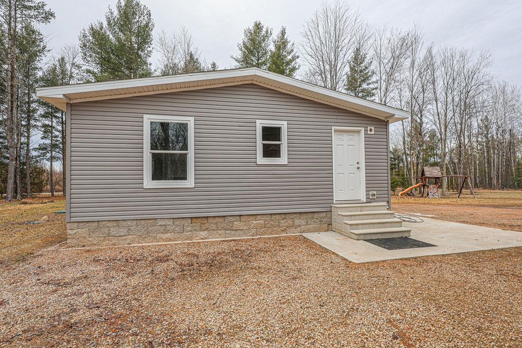 11154 Spreeman Road Suring, WI 54174 - Photo 33 of 37