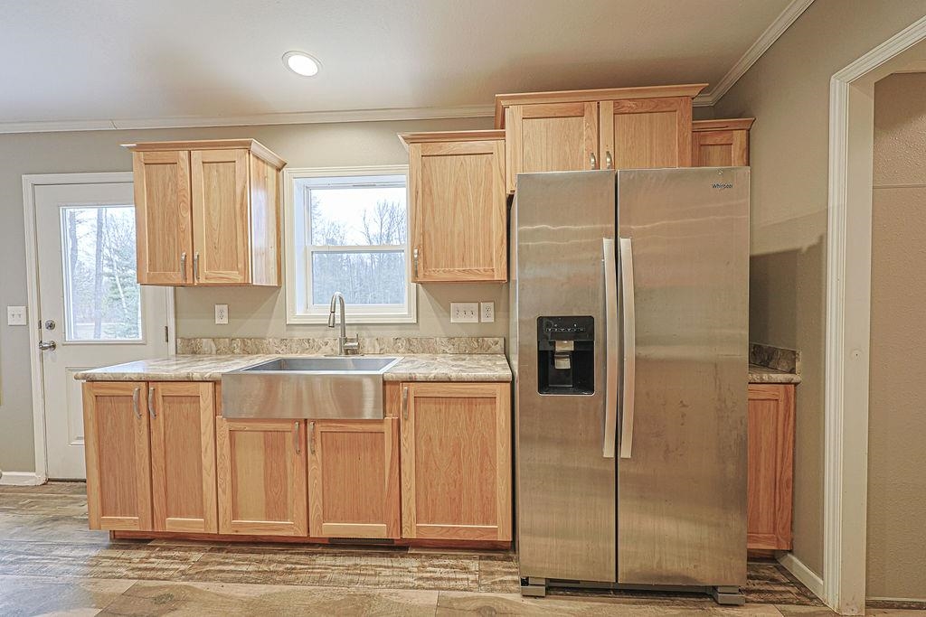 11154 Spreeman Road Suring, WI 54174 - Photo 5 of 37