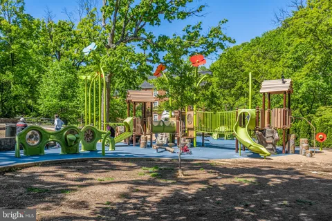 $715,000 | 3821 Newark Street Northwest, Unit B440, Washington, DC 20016