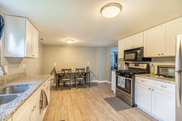 $210,000 | 846 West Kent Avenue, Crete, IL 60417