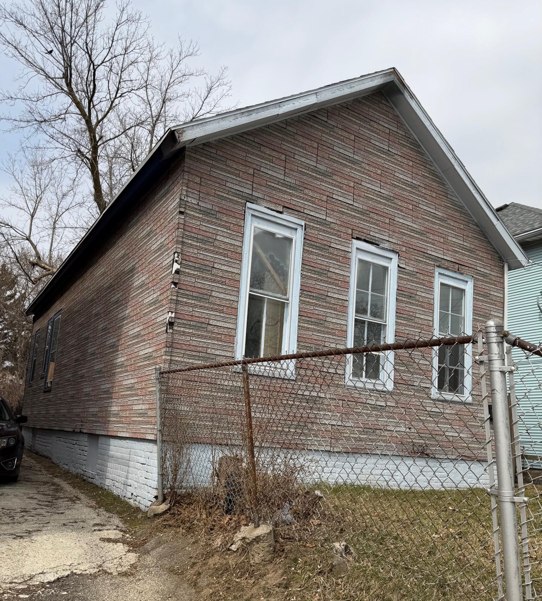 1140 Lasalle Street Racine, WI 53404 - Photo 1 of 1 1140 Lasalle Street