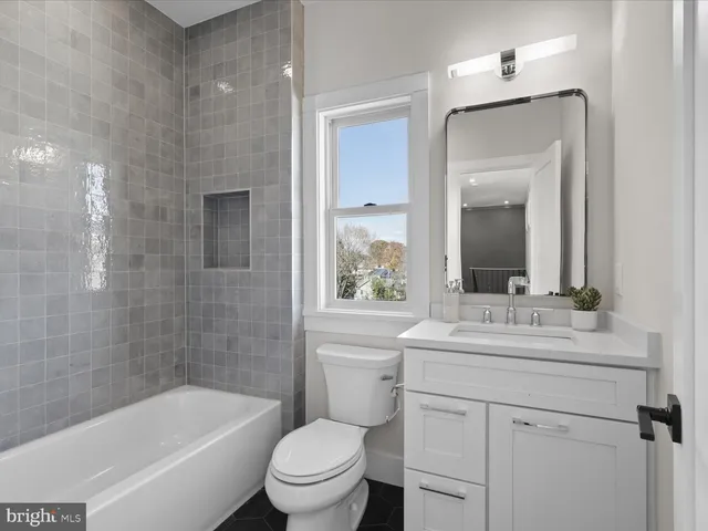 $2,669,888 | 616 Gibson Circle Southwest, Vienna, VA 22180