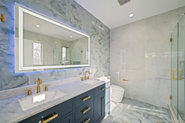 $1,899,000 | 957 Dana Avenue, Valley Stream, NY 11580