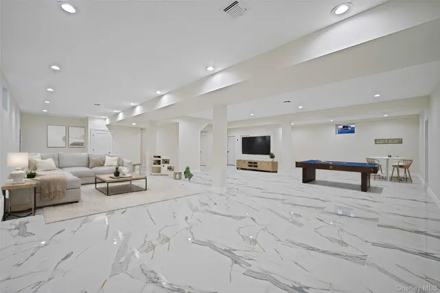 $1,899,000 | 957 Dana Avenue, Valley Stream, NY 11580