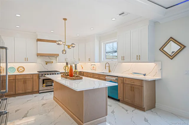 $1,899,000 | 957 Dana Avenue, Valley Stream, NY 11580