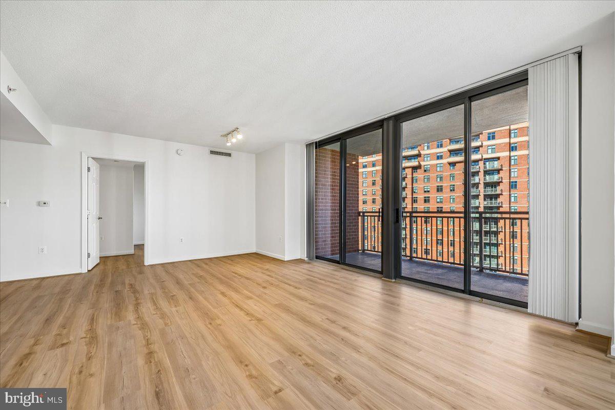 11710 Old Georgetown Road, Unit 1029 North Bethesda, MD 20852 - Photo 14 of 70