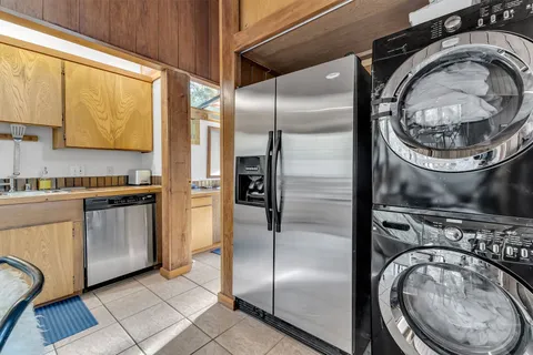 $695,000 | 25281 Deer Path Road, Idyllwild, CA 92549