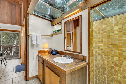 $695,000 | 25281 Deer Path Road, Idyllwild, CA 92549