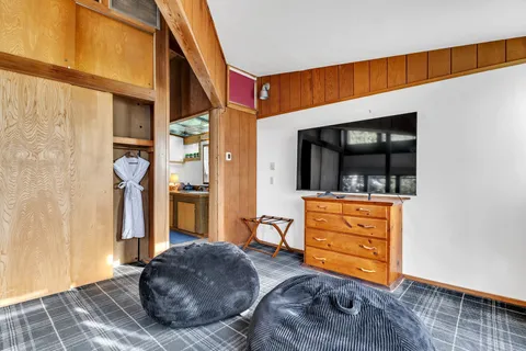 $695,000 | 25281 Deer Path Road, Idyllwild, CA 92549