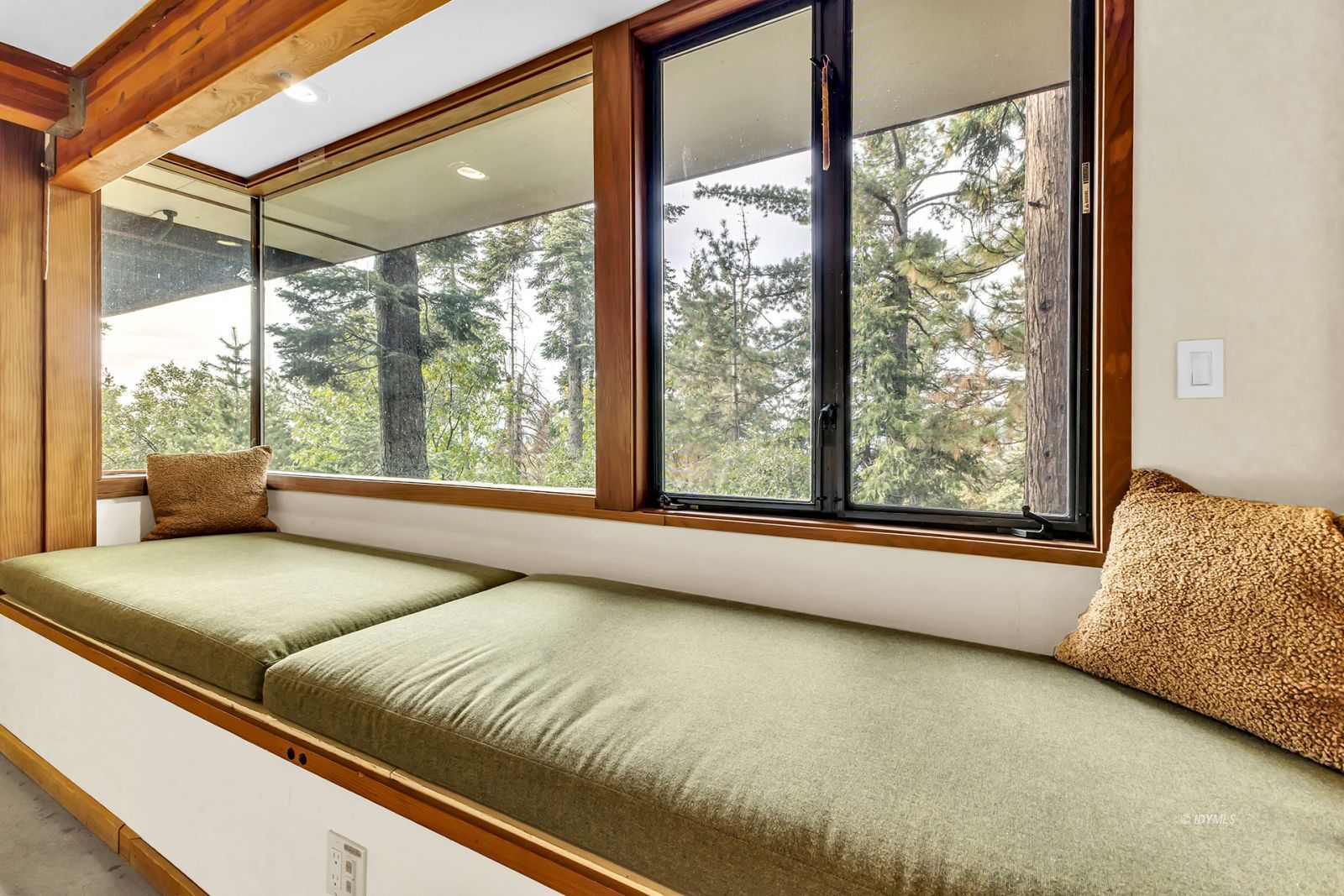 25281 Deer Path Road Idyllwild, CA 92549 - Photo 30 of 37 Untitled