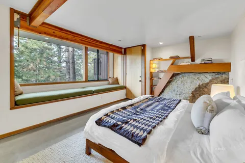 $695,000 | 25281 Deer Path Road, Idyllwild, CA 92549