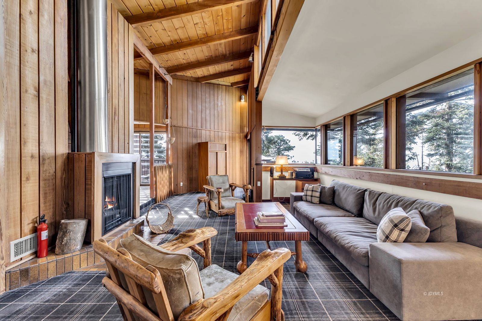 25281 Deer Path Road Idyllwild, CA 92549 - Photo 4 of 37 Untitled