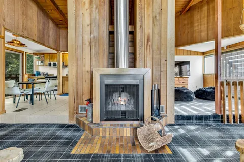 $695,000 | 25281 Deer Path Road, Idyllwild, CA 92549