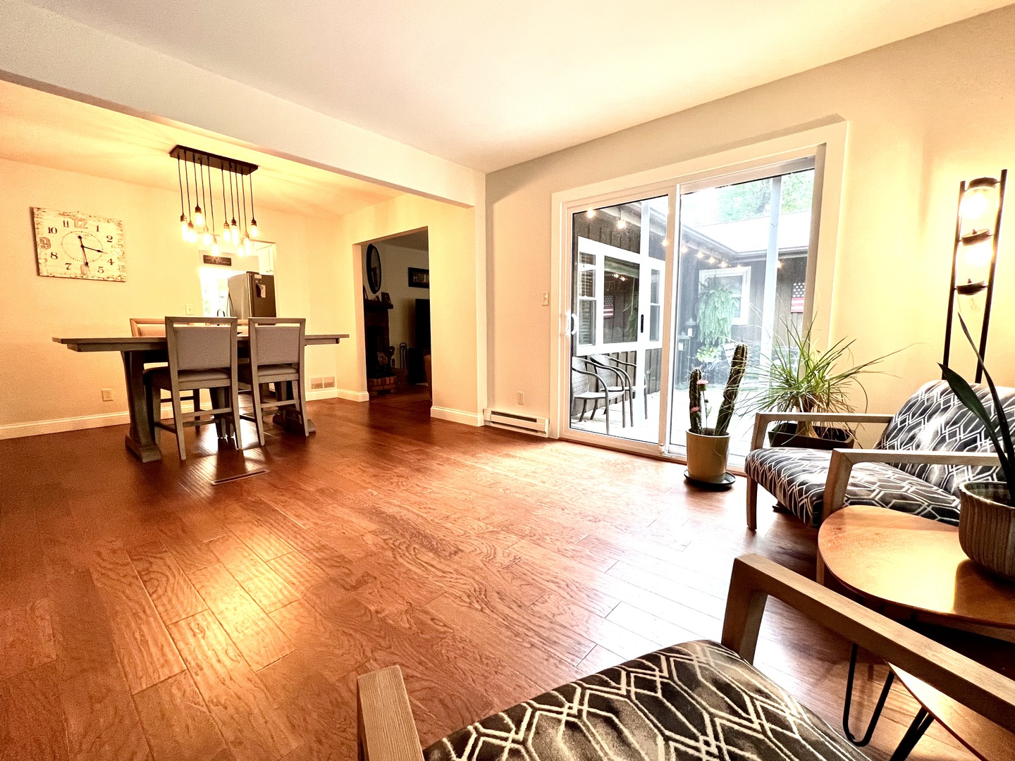 9128 North 1900 East Road Bloomington, IL 61705 - Photo 17 of 36 a view of a livingroom with furniture window and outside view