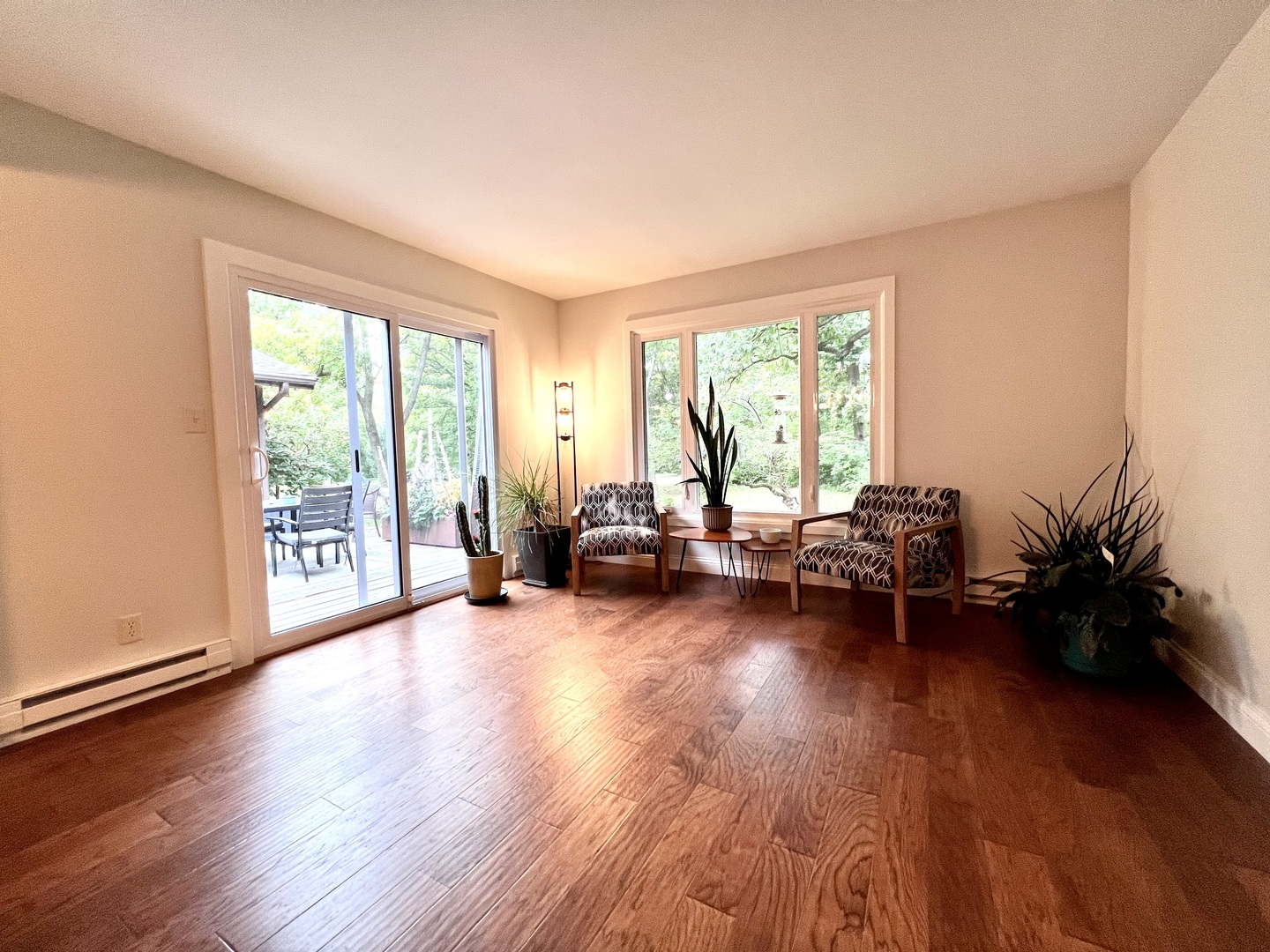 9128 North 1900 East Road Bloomington, IL 61705 - Photo 18 of 36 a living room with furniture and a large window