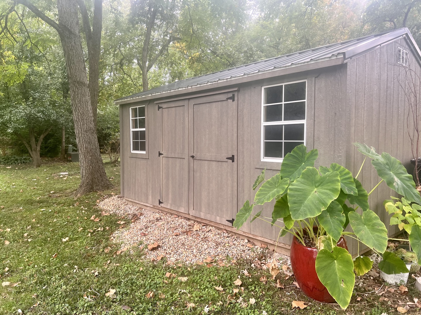 9128 North 1900 East Road Bloomington, IL 61705 - Photo 27 of 36 a view of a backyard