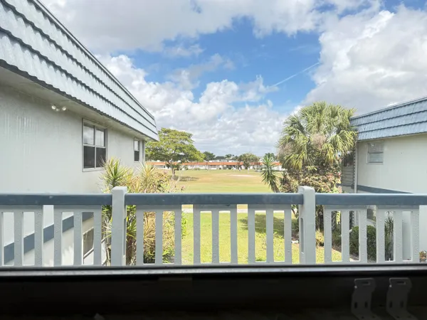 $1,300 | 323 Tuscany Lane, Delray Beach, FL 33446