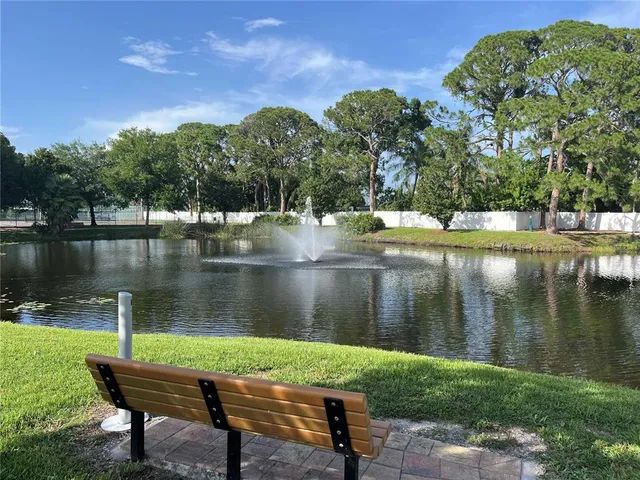 $1,550 | 2630 Coconut Bay Lane, Unit 618 (61I), Sarasota, FL 34237