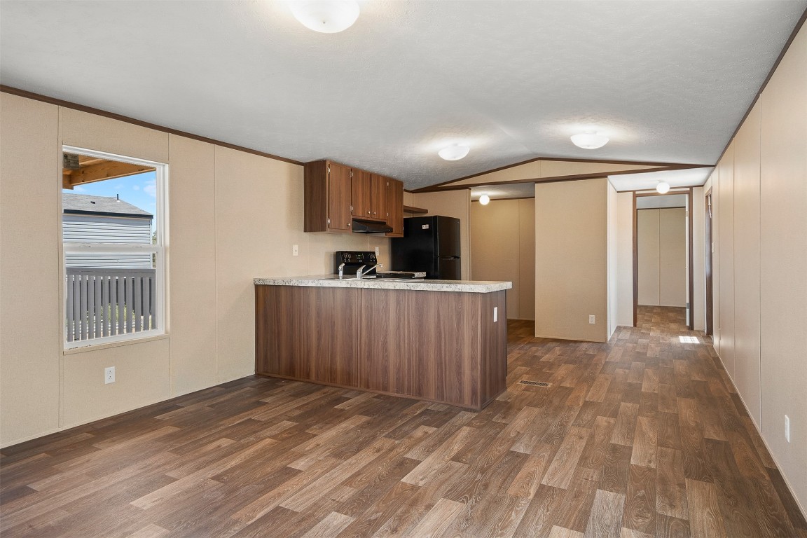 121 Sunflower Road Dale, TX 78616 - Photo 6 of 31